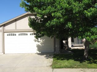 12232 Shooting Star Dr, Victorville, CA 92392