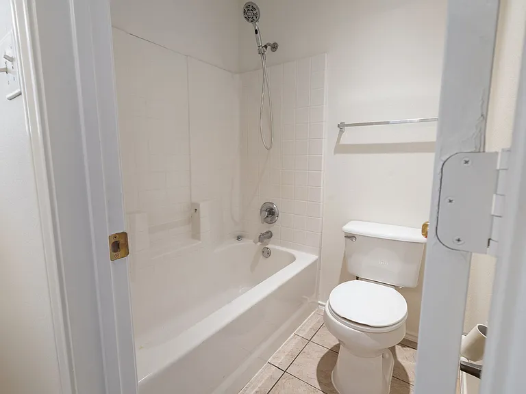 8513 Stetson Dr — Photo 4