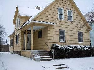 2nd image of 461 Child St