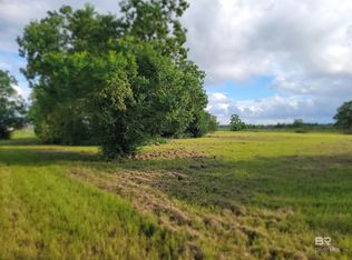 6 Horses N Hounds Rd, Foley, AL 36535