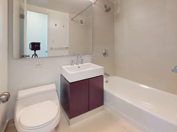 220 East 63rd Street image 10 of 18