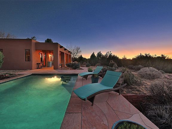 2nd image of 35 Vista Hermosa