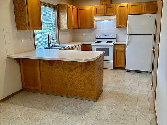 2nd image of 3611 184th Pl NE #A