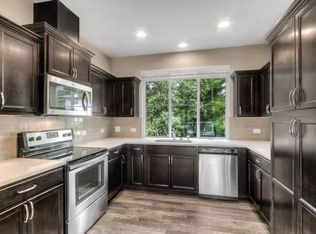 905 Sunset Blvd NE #2, Renton, WA 98056