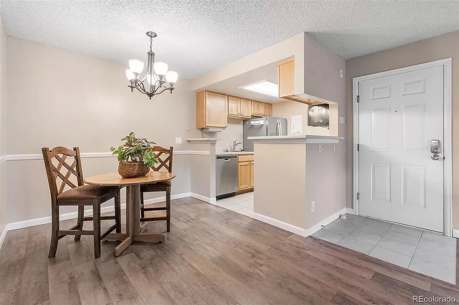 2 bed, 981 sqft, $2,175 — Photo 4