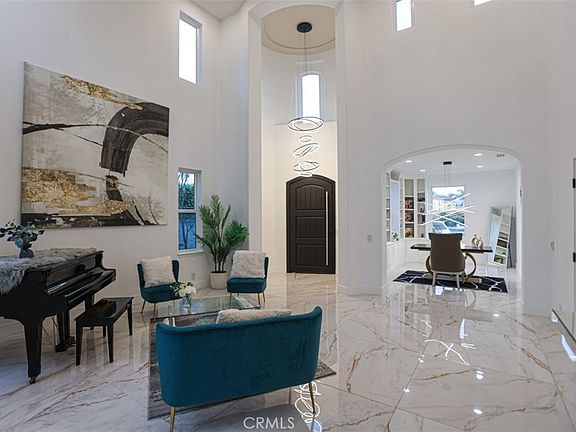 5th image of 6525 Fremont Cir