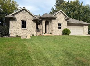 N3105 Buena Vista Rd, Fort Atkinson, WI 53538