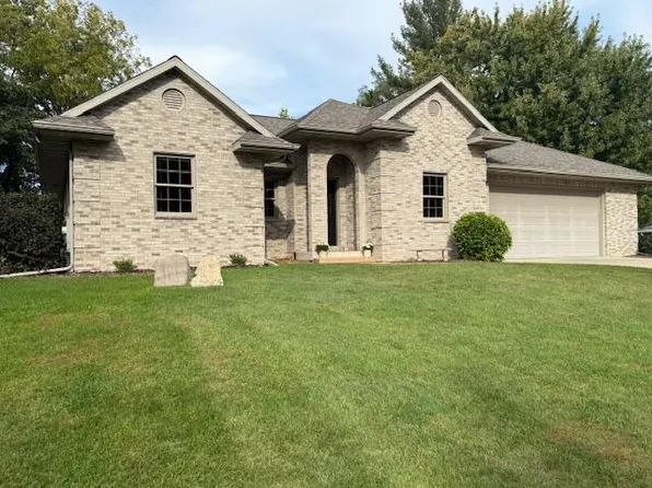 N3105 Buena Vista DRIVE, Fort Atkinson, WI 53538