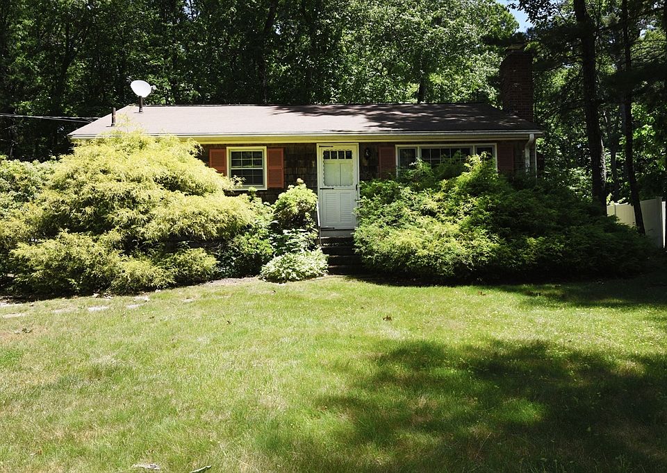 1st image of 58 Carriage Rd