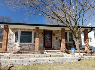 7423 Sharp Ave, Saint Louis, MO