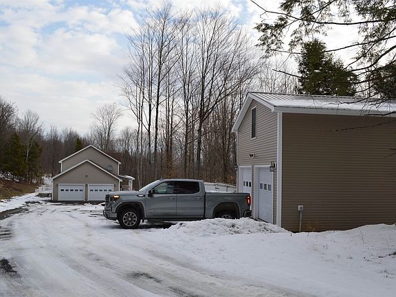 2nd image of 3295 French Hill Road