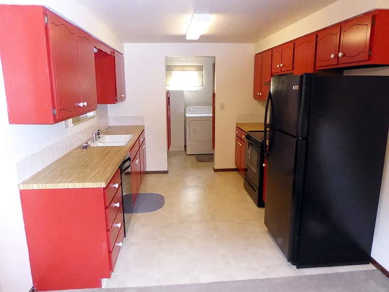 331 Juniper Pl — Photo 9