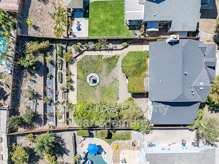 512 Bluerock Dr — Photo 28