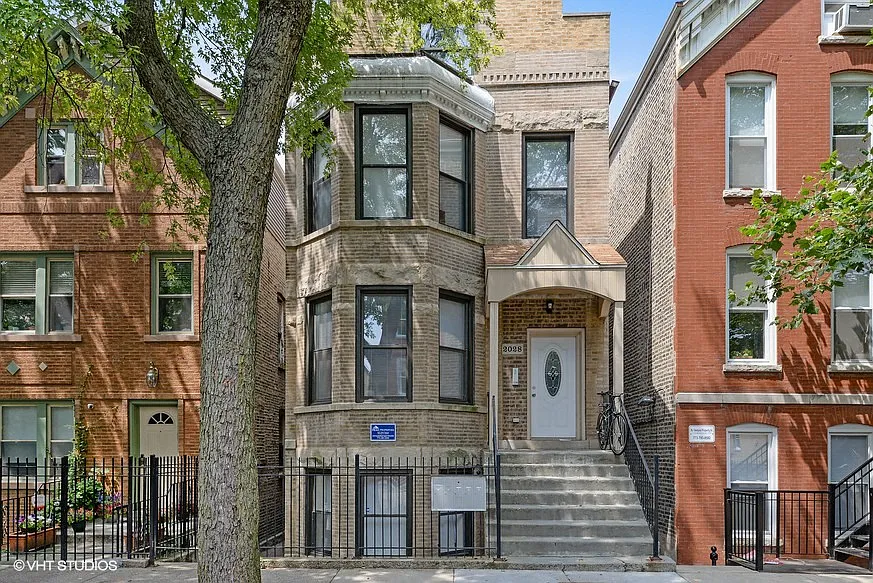 2028 N. Winchester Ave. — Photo 2