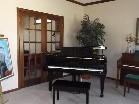 5th image of 145 Academy Woods Dr