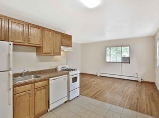 1724 Rollins Ave SE #1B-1BA, Minneapolis, MN 55414