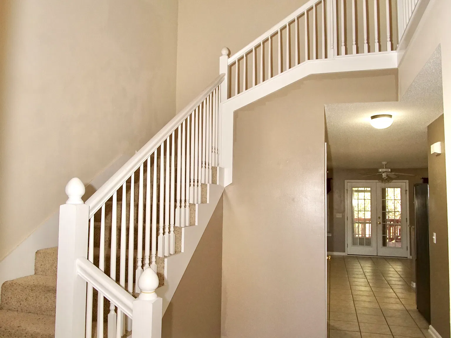 2 bed, 2.5 bath, 1662 sqft, $1,250 — Photo 2