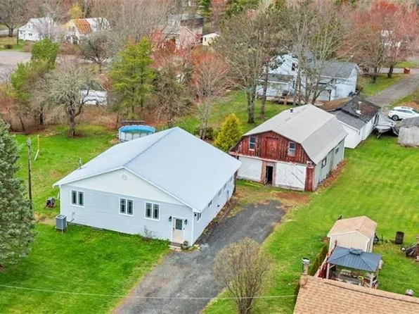 21 Lauvina Bye Rd, Burton, NB E2V 3Y2