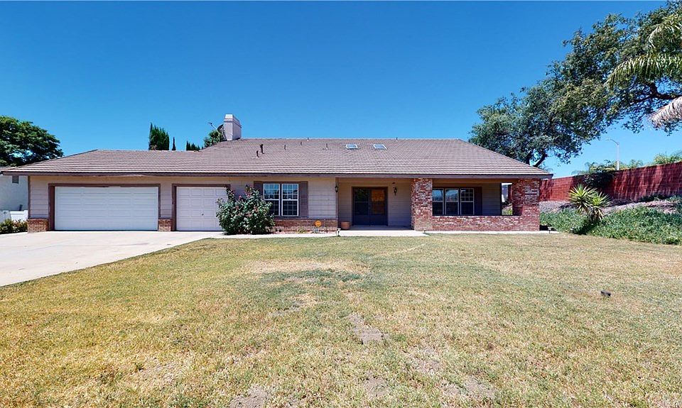 1st image of 13515 Plantation Way