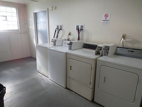 2nd image of 8404 Anthony Wayne Ave APT 4
