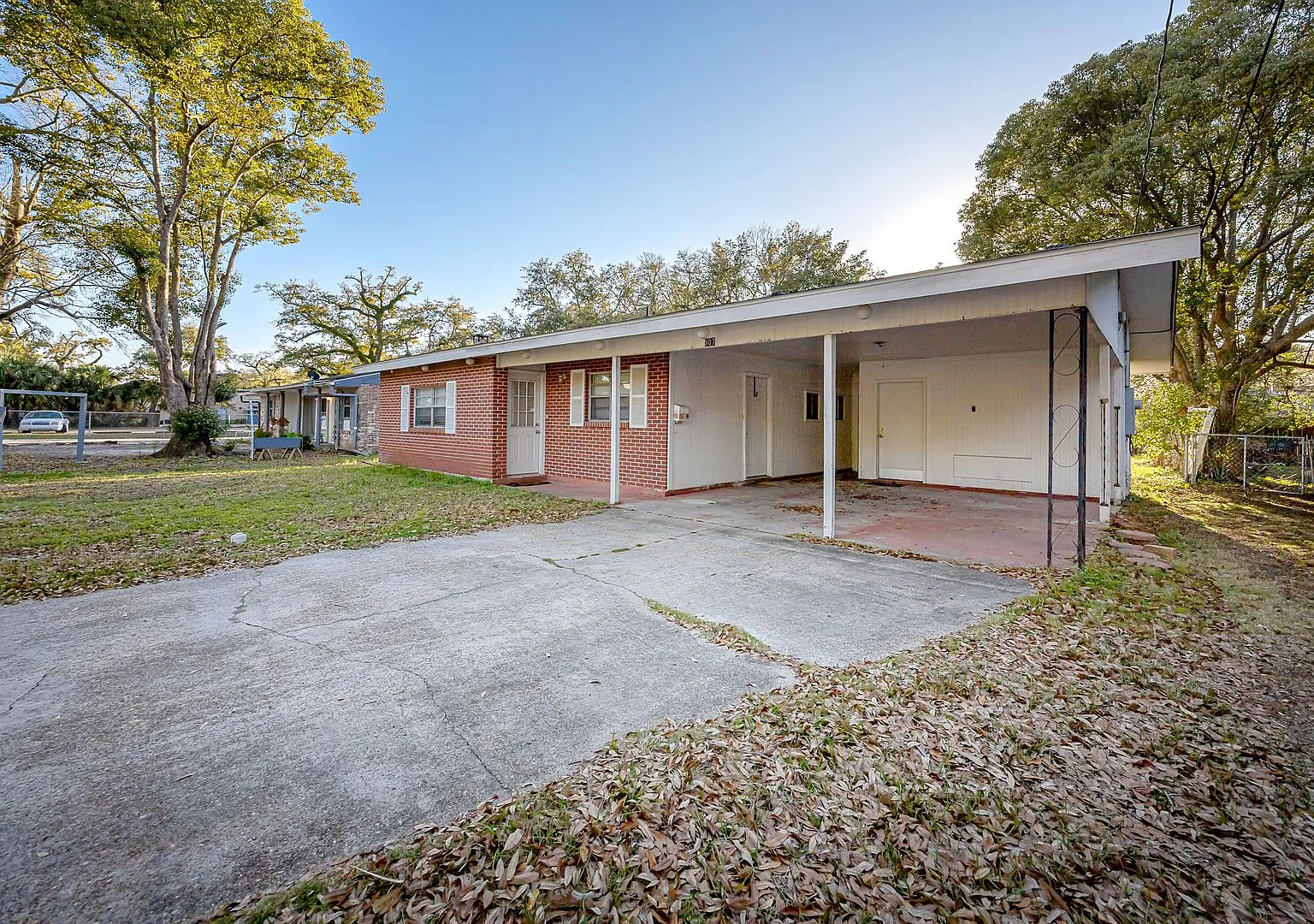 3 Bed 2 Bath home in Pascagoula near the beach. — Photo 2