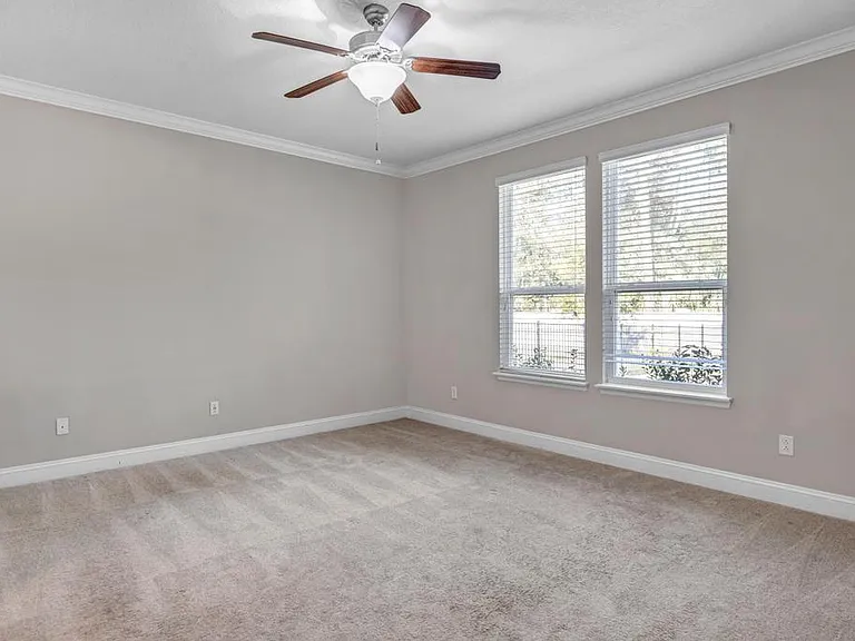 275 Renwick Pkwy — Photo 53