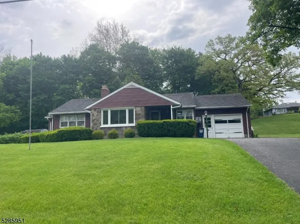 704 Franklin St, Belvidere Twp., NJ 07823