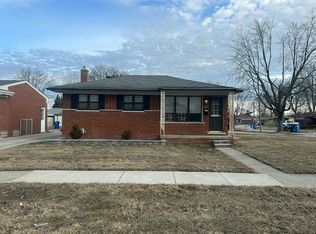 8587 Christine St, Warren, MI