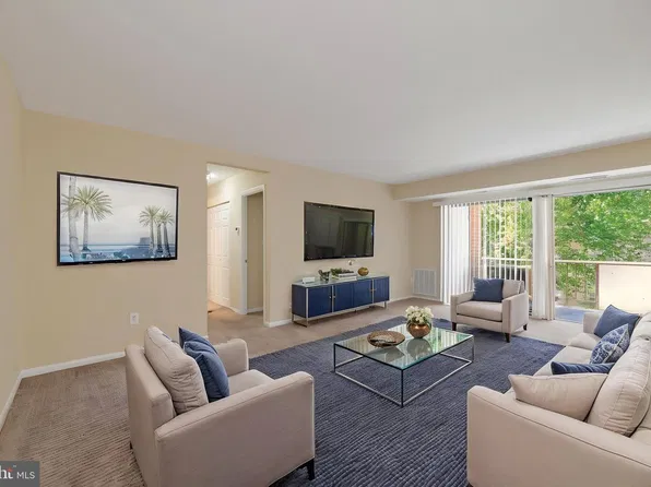 3813 Saint Barnabas Rd #T, Suitland, MD 20746