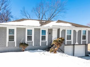 1101 SW 16th St, Blue Springs, MO 64015