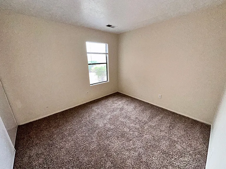 671 Western Hills Dr SE — Photo 18
