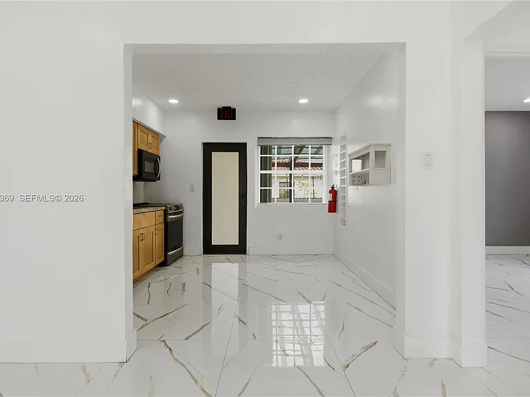 11221 NE 9th Ave #0 — Photo 8