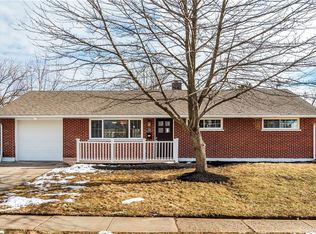 5420 Mangold Dr, Dayton, OH 45424