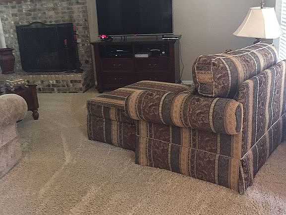 Den/living room 