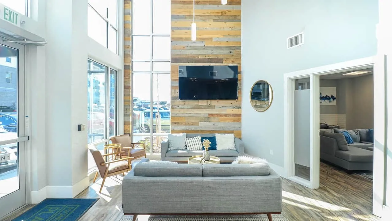Promenade Place - Student Living — Photo 1