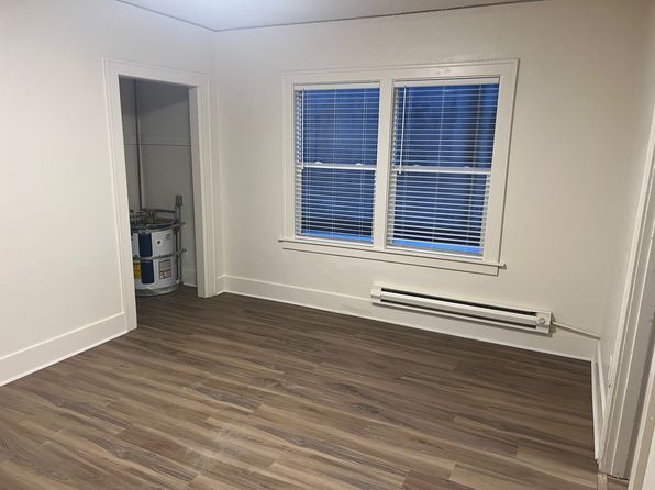 1237 Commerce Ave APT 14