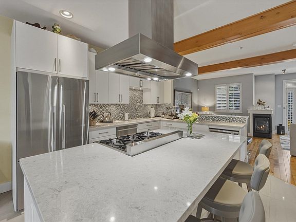 3rd image of 39758 Government Rd #24