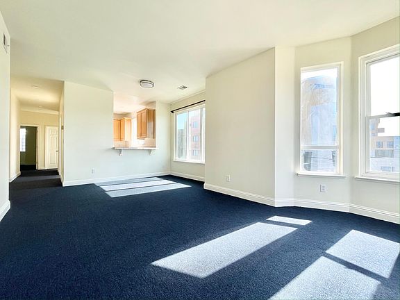 3rd image of 2910 Sloat Blvd