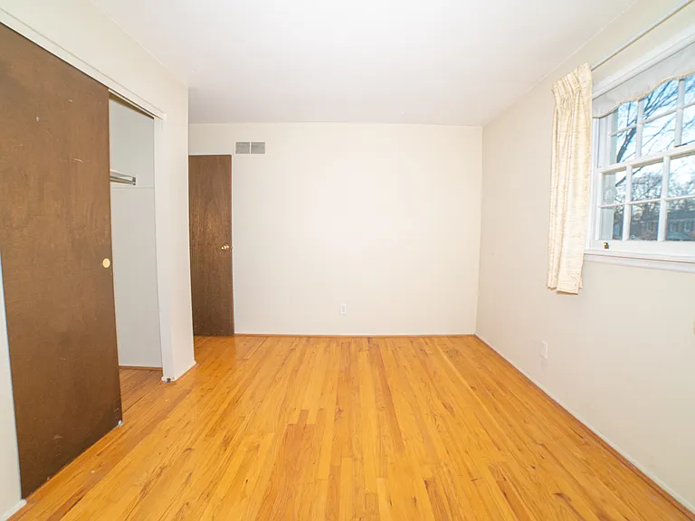 10159 Crosier Ln — Photo 16