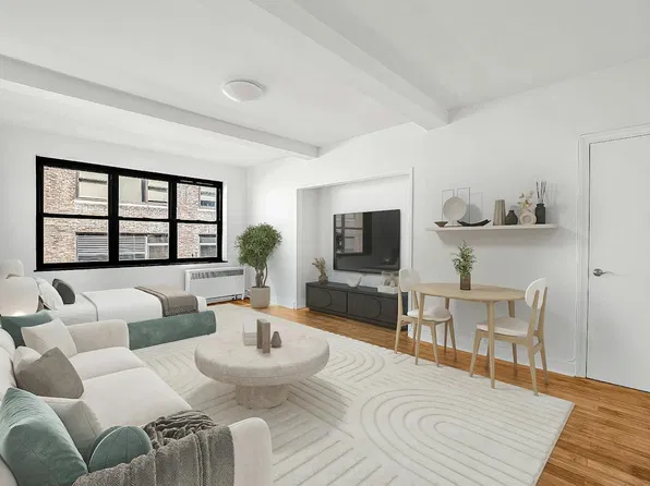 310 East 44th Street image 1 of 19