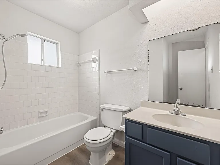 7523 La Place Dr — Photo 21