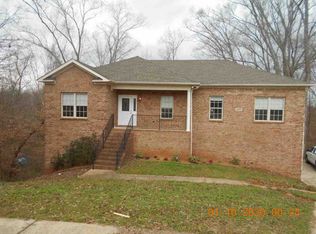 209 Reedwood Ln, Huntsville, AL 35810