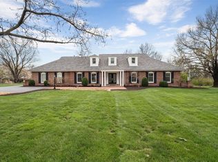 13016 Clayton Rd, Saint Louis, MO 63131