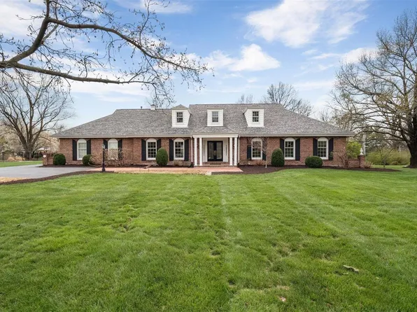 13016 Clayton Rd, Saint Louis, MO 63131