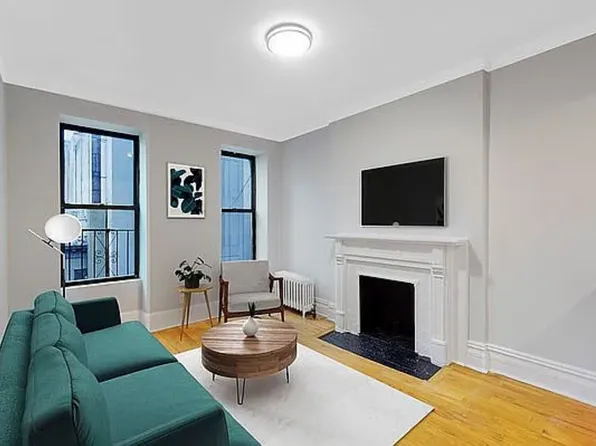 264 West 22nd Street 19 image 1 of 18