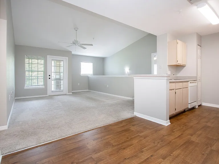 8905 Manor Loop #201 — Photo 7
