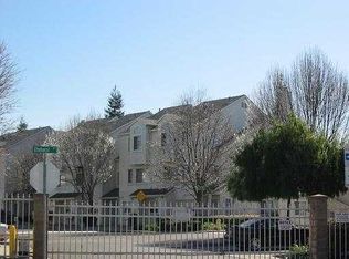 10 Crystal Gate Cmns #CM, Hayward, CA 94544