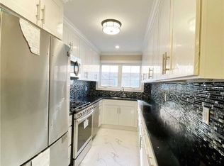 133-10 160th St #1, Jamaica, NY 11434