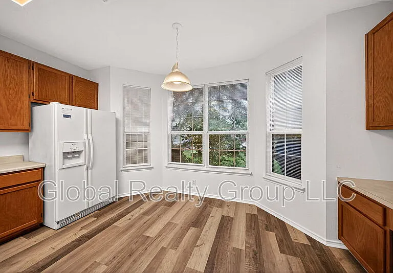 229 Spice Oak Ln — Photo 15