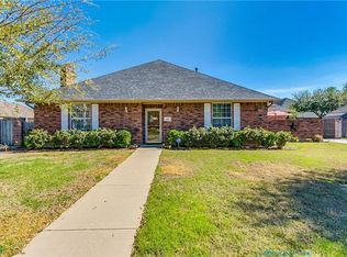 1103 Hemphill Dr, Cleburne, TX 76033